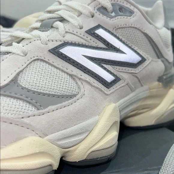 New Balance 9060 in Gray and Cream - Picture 3 of 9